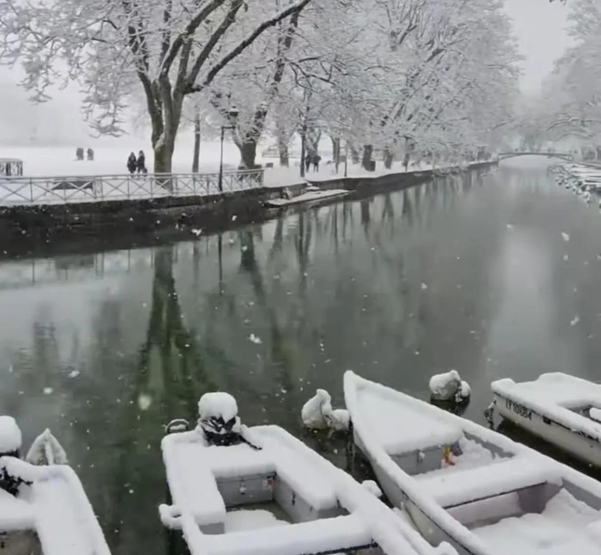 Annecy Sainte Claire Duplex Gare-Lac 4E Etage 4Ou6 Personnes 0*,
